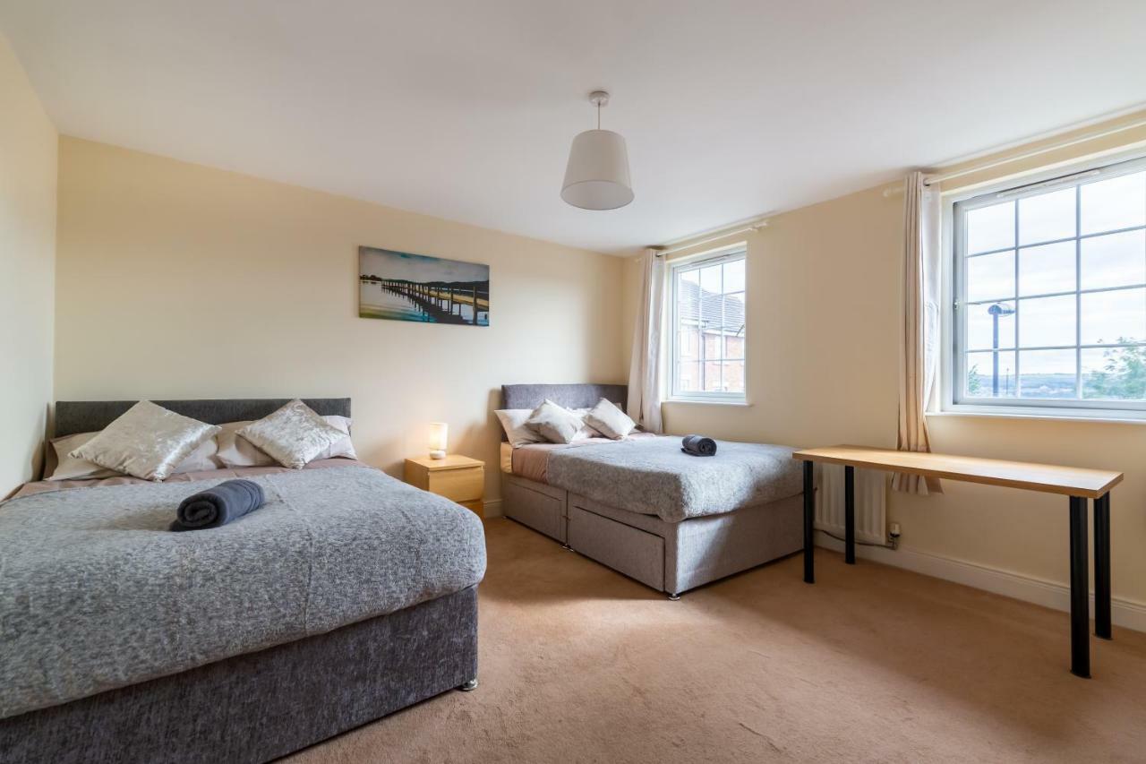 Newcastle City Centre Spacious Town House Free Parking And Wifi Exterior photo